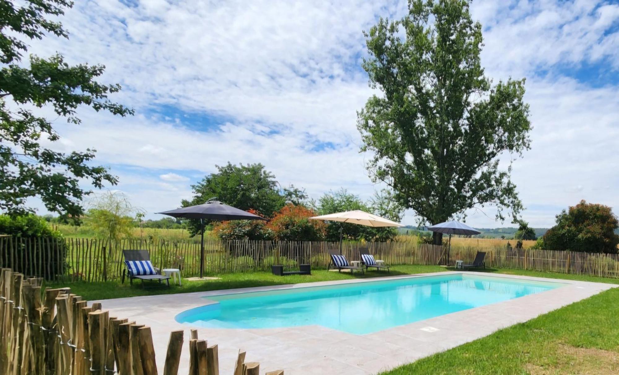 Le Manoir De Lisle Hotel Bagian luar foto