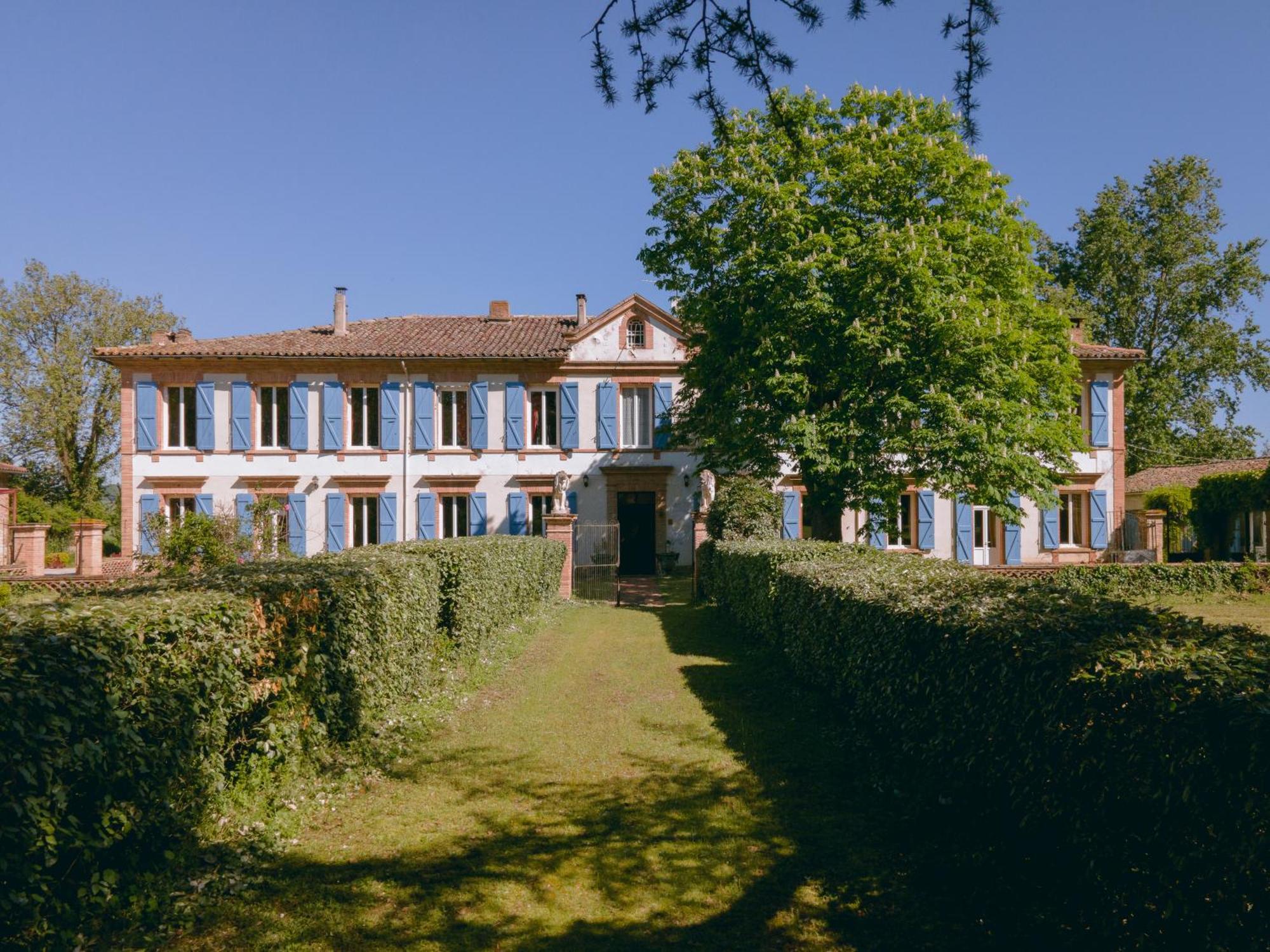 Le Manoir De Lisle Hotel Bagian luar foto
