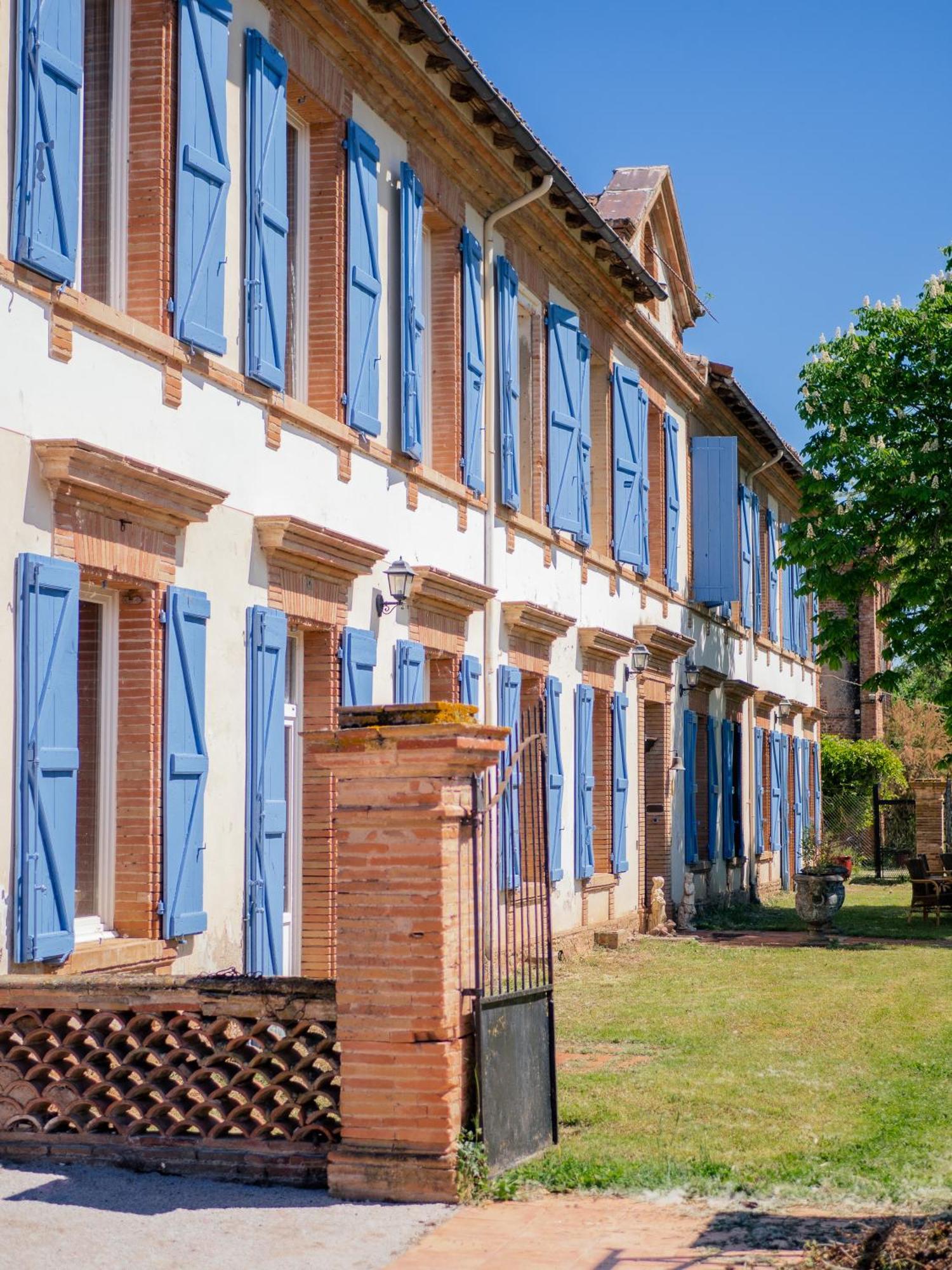 Le Manoir De Lisle Hotel Bagian luar foto