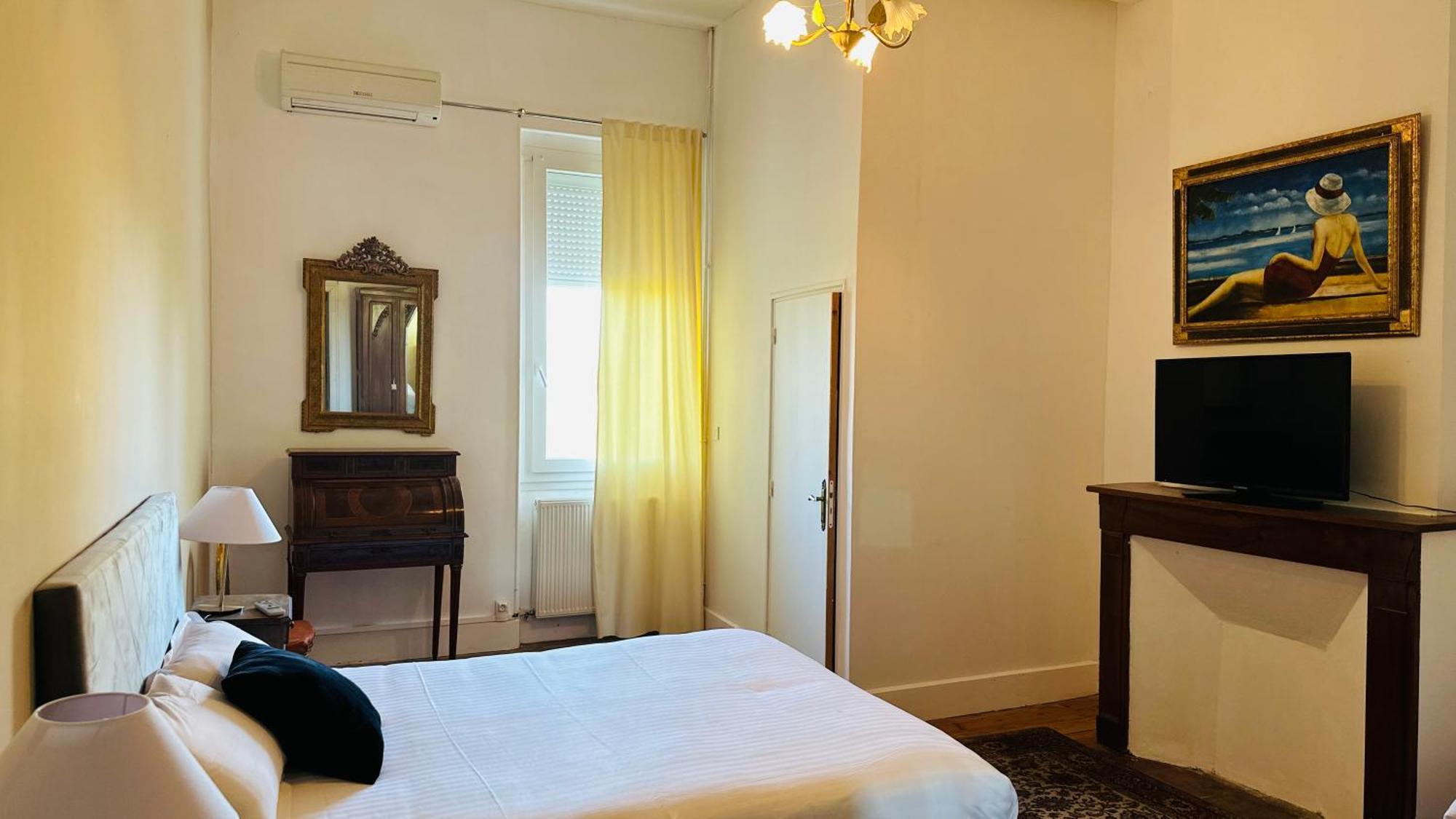 Le Manoir De Lisle Hotel Bagian luar foto